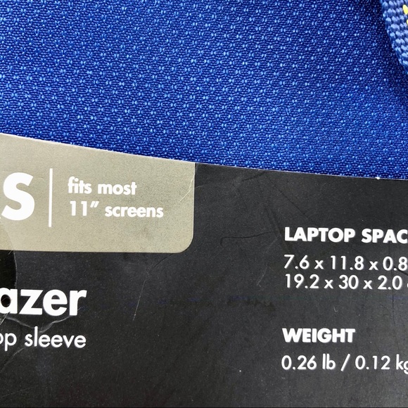 NWT STM BLAZER LAPTOP OR TABLET SLEEVE 11” - Picture 11 of 13